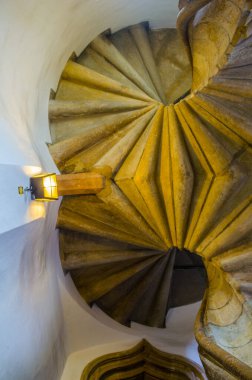 Avusturalya 'nın başkenti Graz' da yer alan ünlü çift sarmal merdiven.