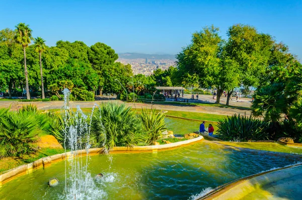 Torre Agbar Πίσω Από Ένα Σιντριβάνι Στο Λόφο Montjuic Στη — Φωτογραφία Αρχείου