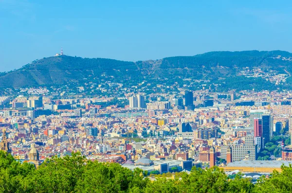 Montjuic kalesinden Barcelona 'nın havadan görünüşü, İspanya
