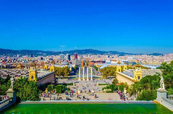 MNAC 'dan Plaza Espana' nın havadan görünüşü - Barcelon 'daki Museu Nacional d' Art de Catalunya