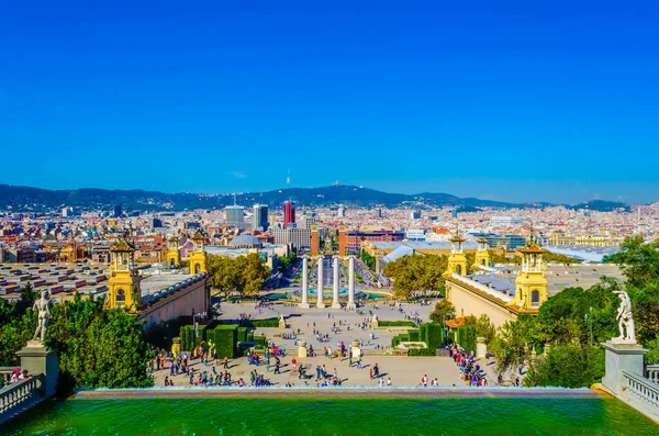 MNAC 'dan Plaza Espana' nın havadan görünüşü - Barcelon 'daki Museu Nacional d' Art de Catalunya