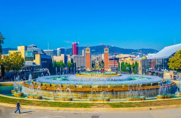 MNAC 'dan Plaza Espana' nın havadan görünüşü - Barcelon 'daki Museu Nacional d' Art de Catalunya