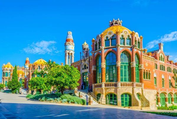 Barcelona, İspanya 'daki eski Santa Creu i Sant Pau Hastanesi manzarası