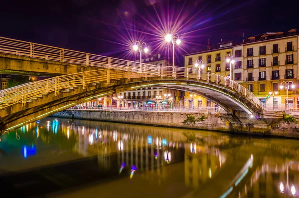 Vista Nocturna Del Paseo Marítimo Del Río Nervión Bilbao Spai — Foto de Stock