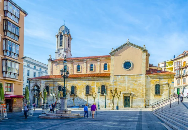 İglesia parroquial de Santa Lucia in Santander, Spai
