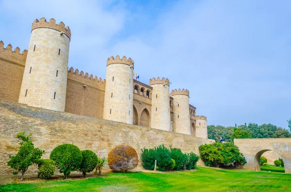 Zaragoza 'daki Aljaferia Sarayı, Spai