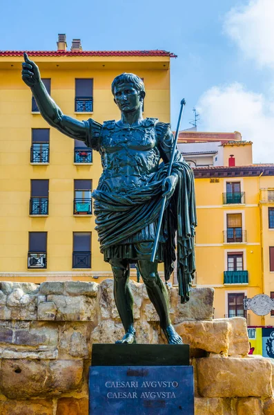 Statue Caesar Augusta Zaragoza Spai — Stockfoto