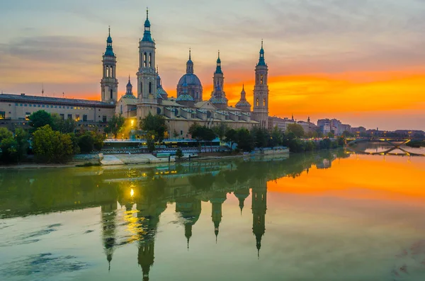 Zaragoza Spai Deki Basilica Nuestra Senora Pila Nın Günbatımı Manzarası — Stok fotoğraf