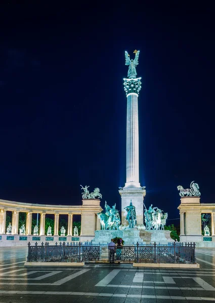 Budapeşte Macaristan Tarihi Kahramanlar Meydanı — Stok fotoğraf