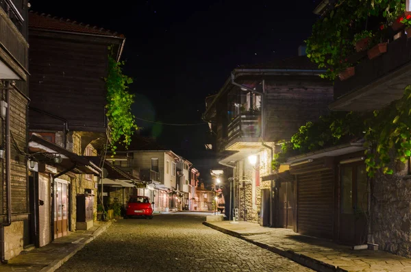 Unesco 'nun dünya mirasına ait olan Bulgar kentinin aydınlanmış caddeleri.