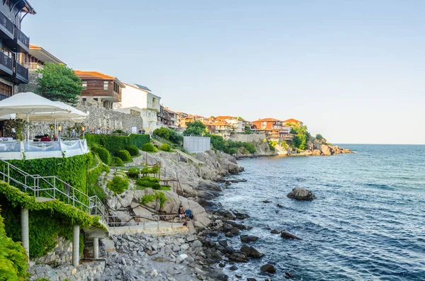 İspanya 'nın Sozopol kenti kıyılarına yayılmış bir yerleşim bölgesi tüm Avrupa' dan gelen turistler için popüler bir tatil beldesidir..