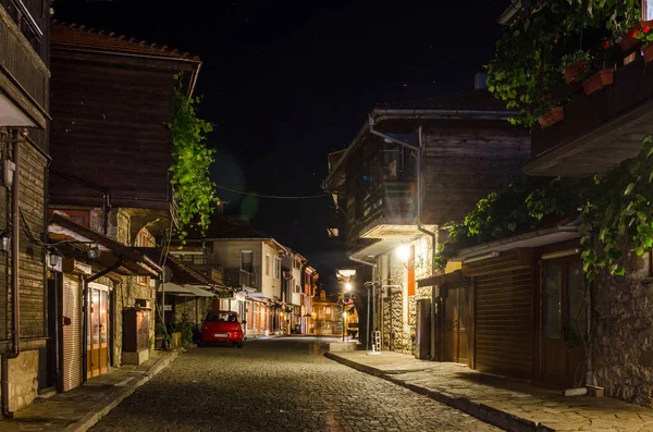 Unesco 'nun dünya mirasına ait olan Bulgar kentinin aydınlanmış caddeleri.