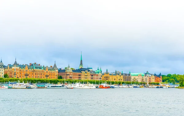 Vue Front Mer Stockholm Avec Belles Vieilles Maisons Étirées Côté — Photo