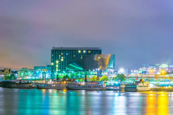 Vista Nocturna Del Centro Congresos Estocolmo Waterfront Del Radisson Blu — Foto de Stock