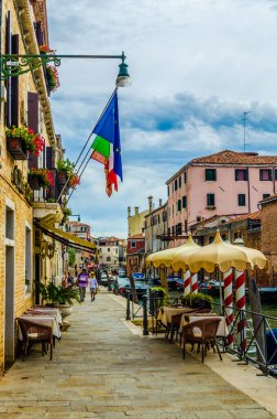 Venedik, İtalya 'da küçük bir kanalın manzarası