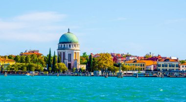 İtalya 'nın Venedik kentindeki halk bahçelerinin yakınındaki yerleşim yeri manzarası