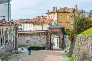 Arco Bollani İtalya 'nın Udine kalesine giriş yaptı.
