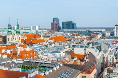 Adımlık katedralden Viyana 'nın havadan görünüşü.