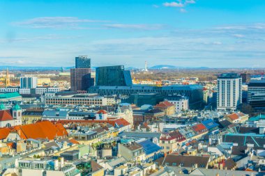 Adımlık katedralden Viyana 'nın havadan görünüşü.
