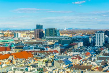 Adımlık katedralden Viyana 'nın havadan görünüşü.