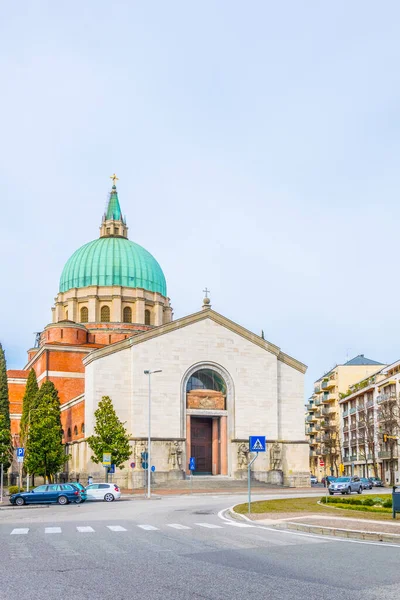 Vista Iglesia San Nicolo Vescovio Tempio Ossario Udine Italia — Foto de Stock