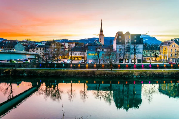 View Riverside River Drau Sunset Villach Austria — стоковое фото