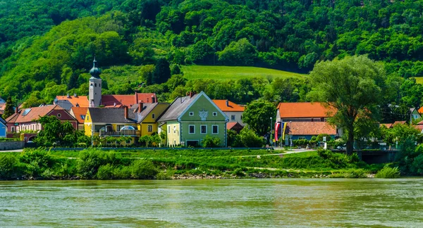 View Small Village Situated Shore Danube Wachau Valley Austria — Stock Fotó