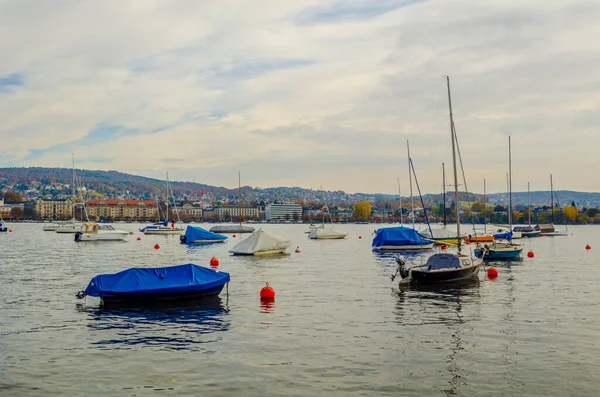 View Small Boats Floating Zurich Lake Switzerlan — Zdjęcie stockowe