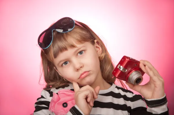 Menina com uma câmera — Fotografia de Stock