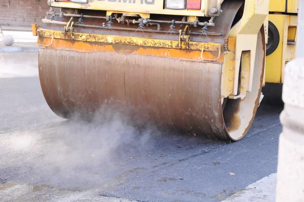 Asphalt roller — Stock Photo, Image