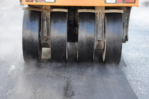 Asphalt roller — Stock Photo, Image