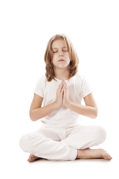 Chica joven meditando — Foto de Stock