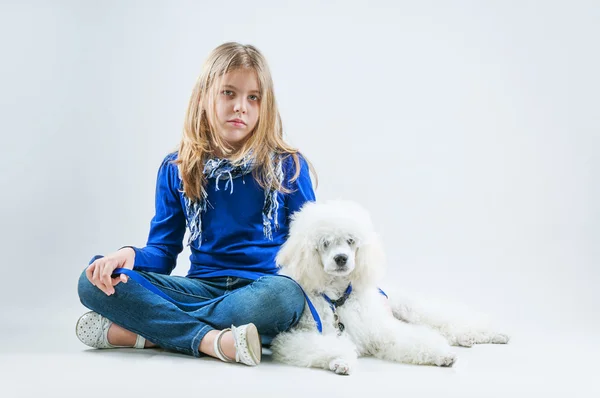 Girl with dog — Stock Photo, Image