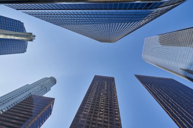 Büyük Kanyon Ulusal Parkı, Arizona, ABD Marc 29, 2021 Salgın sırasında Mather Point 'te kalabalık.