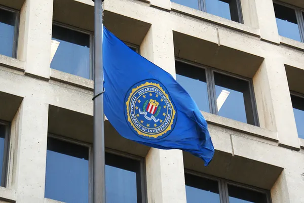 FBI flag on FBI Headquarters,J.Edgar Hoover Building — Stock Photo, Image