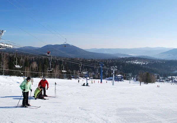 Riposo invernale in montagna — Foto Stock