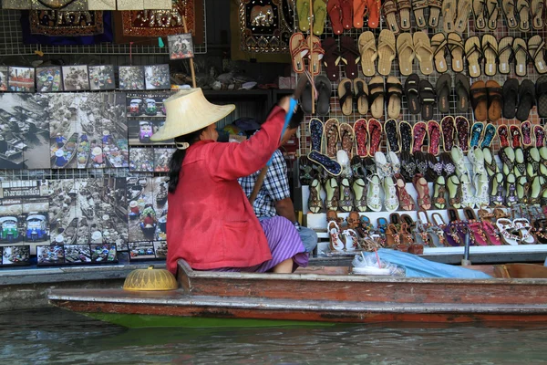 Trade on water, Thailand — Stock Photo, Image