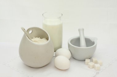 Beyaz mutfak eşyaları, beyaz bir gıda