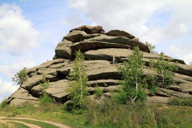 diğerleri Dağları üzerinde kadın kıdemli