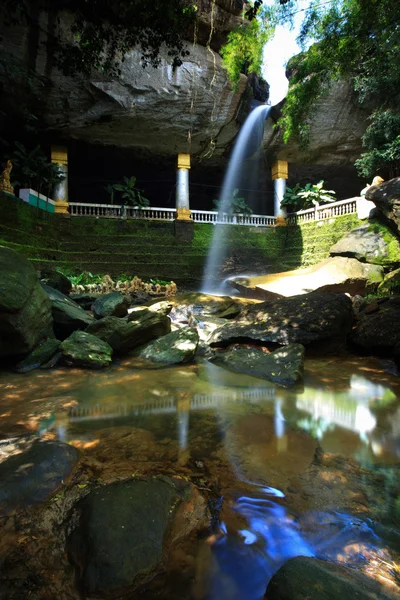 Wasserfall — Stockfoto