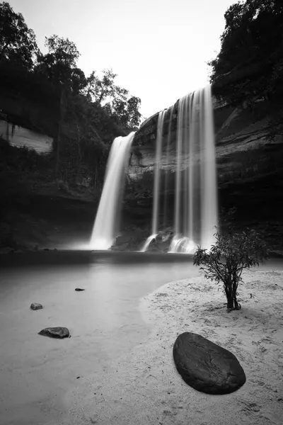 Wasserfall — Stockfoto