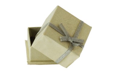 Hediyelik eşya kutusu beyaz zemin üzerine