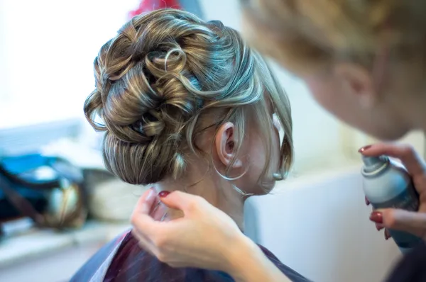 Making coiffure — Stock Photo, Image