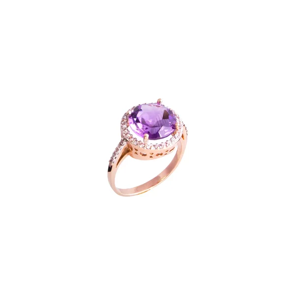 Anello dorato con ametista lilla — Foto Stock