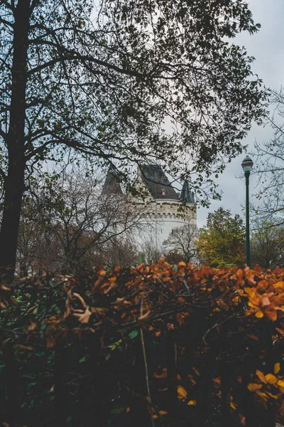 Brüksel Kartpostalındaki Port de Hal Kalesi