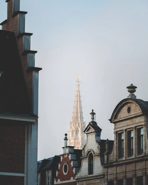 Brüksel Sabah Çatısı Retro Grain Kartpostalı