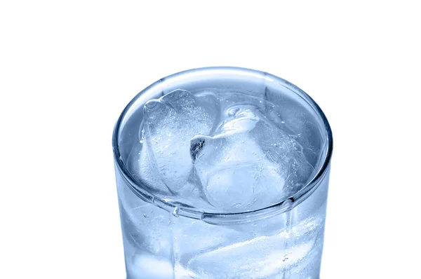 Vaso de agua con hielo —  Fotos de Stock