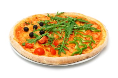 domates, zeytin, biber, roka ile sebze pizza