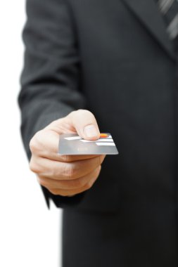 işadamı el gösteren kredi kartı