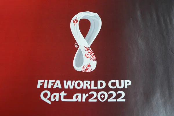 Officieel Logo Fifa World Cup 2022 Qatar Gedrukt Spandoek Tijdens — Stockfoto